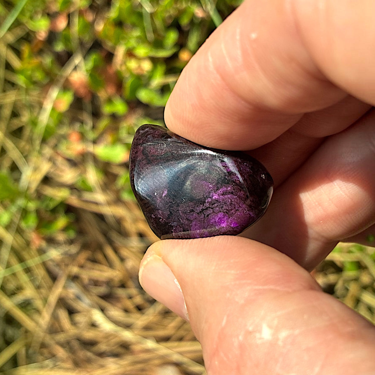 Sugilite Polished - South Africa, 11.9g