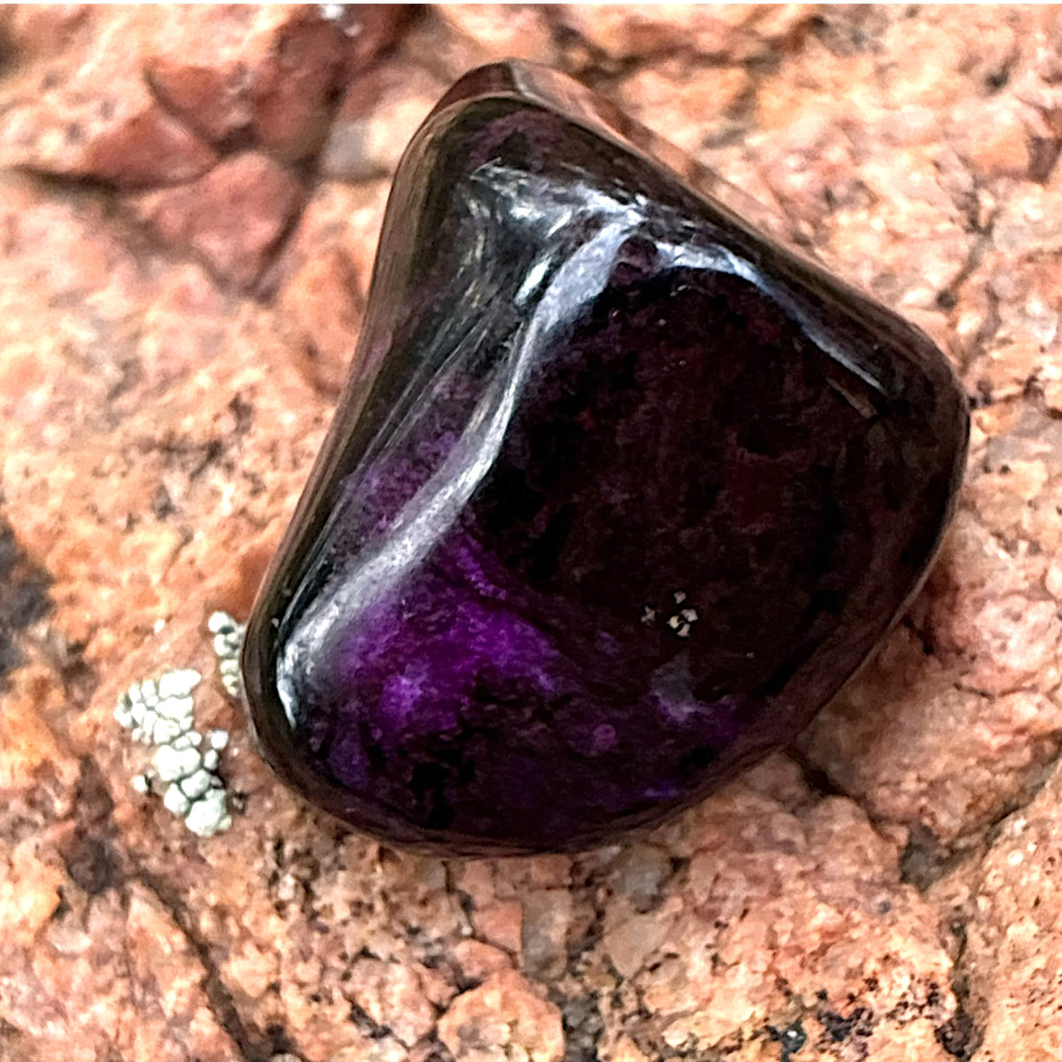 Sugilite Polished - South Africa, 11.9g