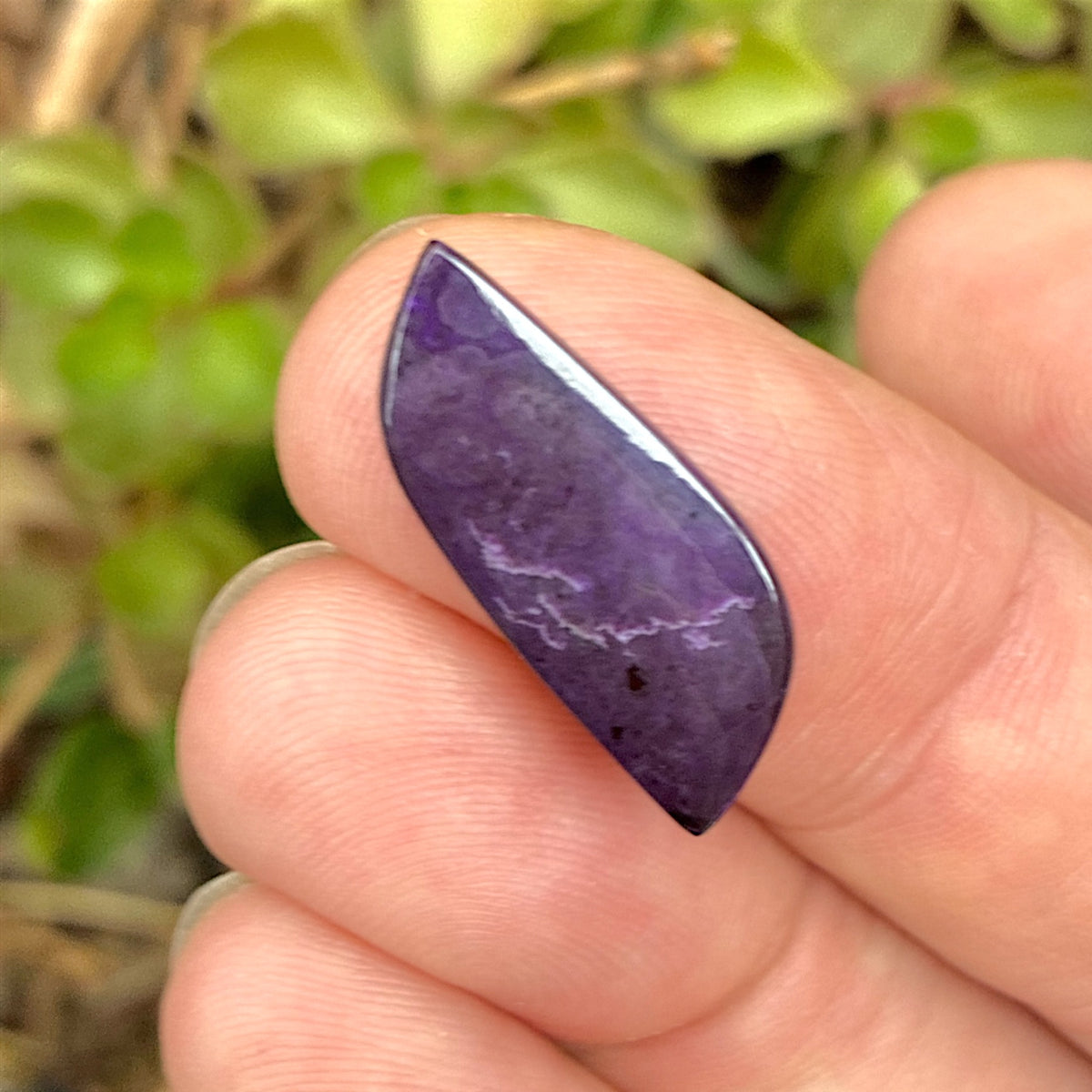 Sugilite Cabochon - South Africa, 1g