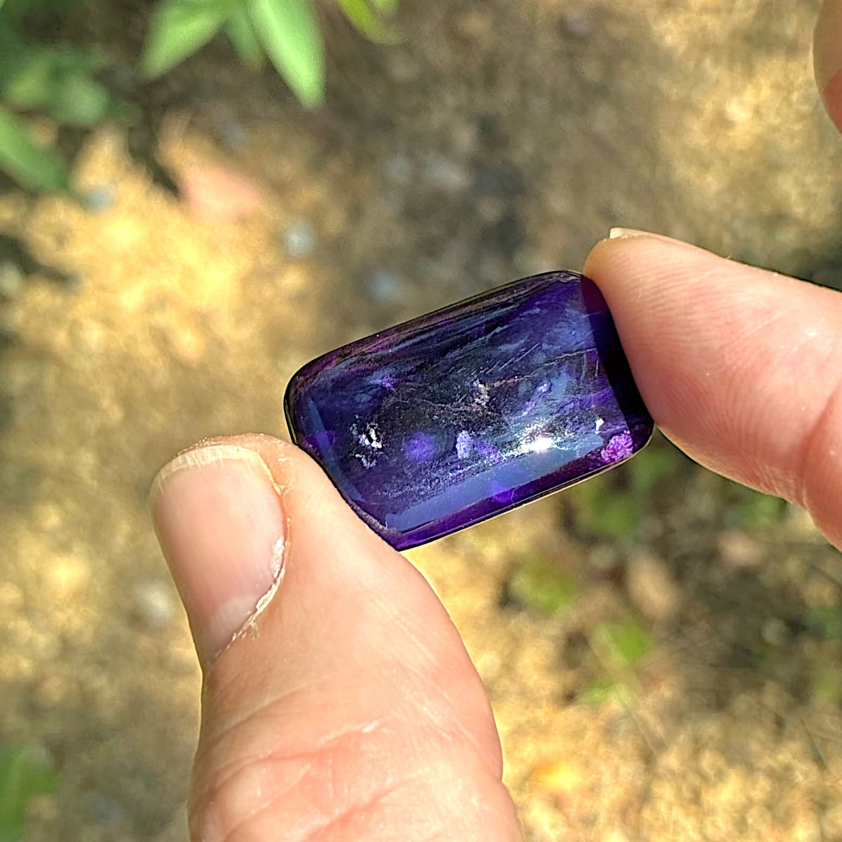 Sugilite Cabochon - South Africa, 5.7g