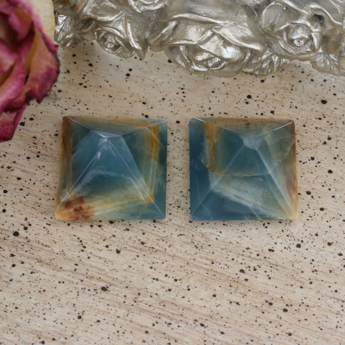 Blue Calcite / Blue Onxy Pyramid from Argentina, also called Lemurian Aquatine Calcite, LGPY1