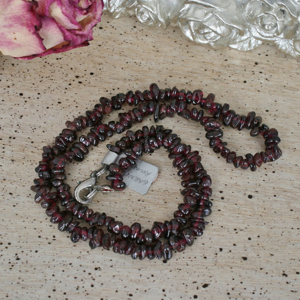 Garnet on sale chip necklace