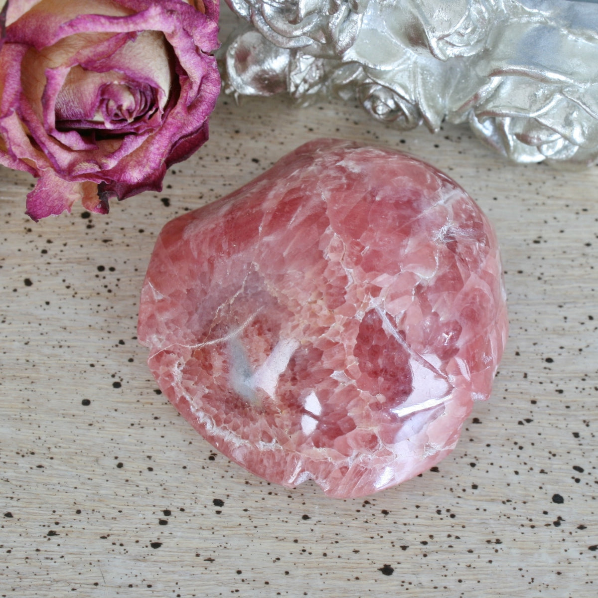 Rhodochrosite Rose Carving from Argentina, 82.3 grams