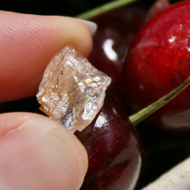 Rainbow Lattice Sunstone from Australia, 0.60 grams