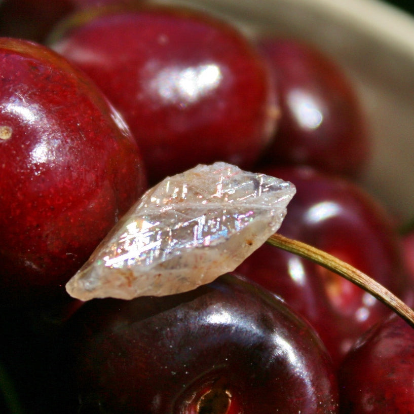 Rainbow Lattice Sunstone from Australia, 1.7 grams