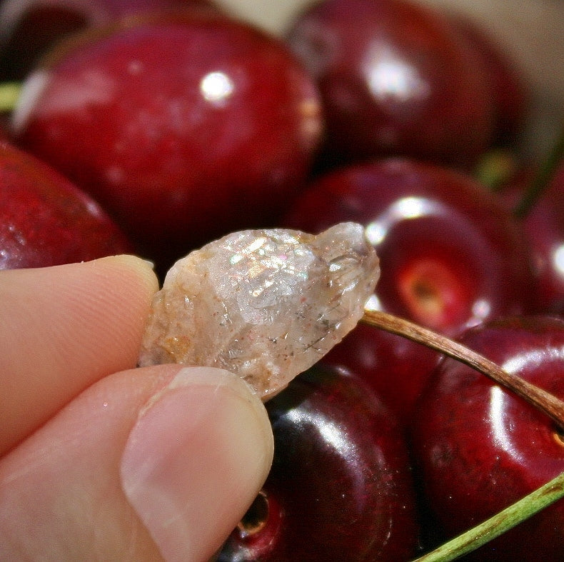 Rainbow Lattice Sunstone from Australia, 1.7 grams