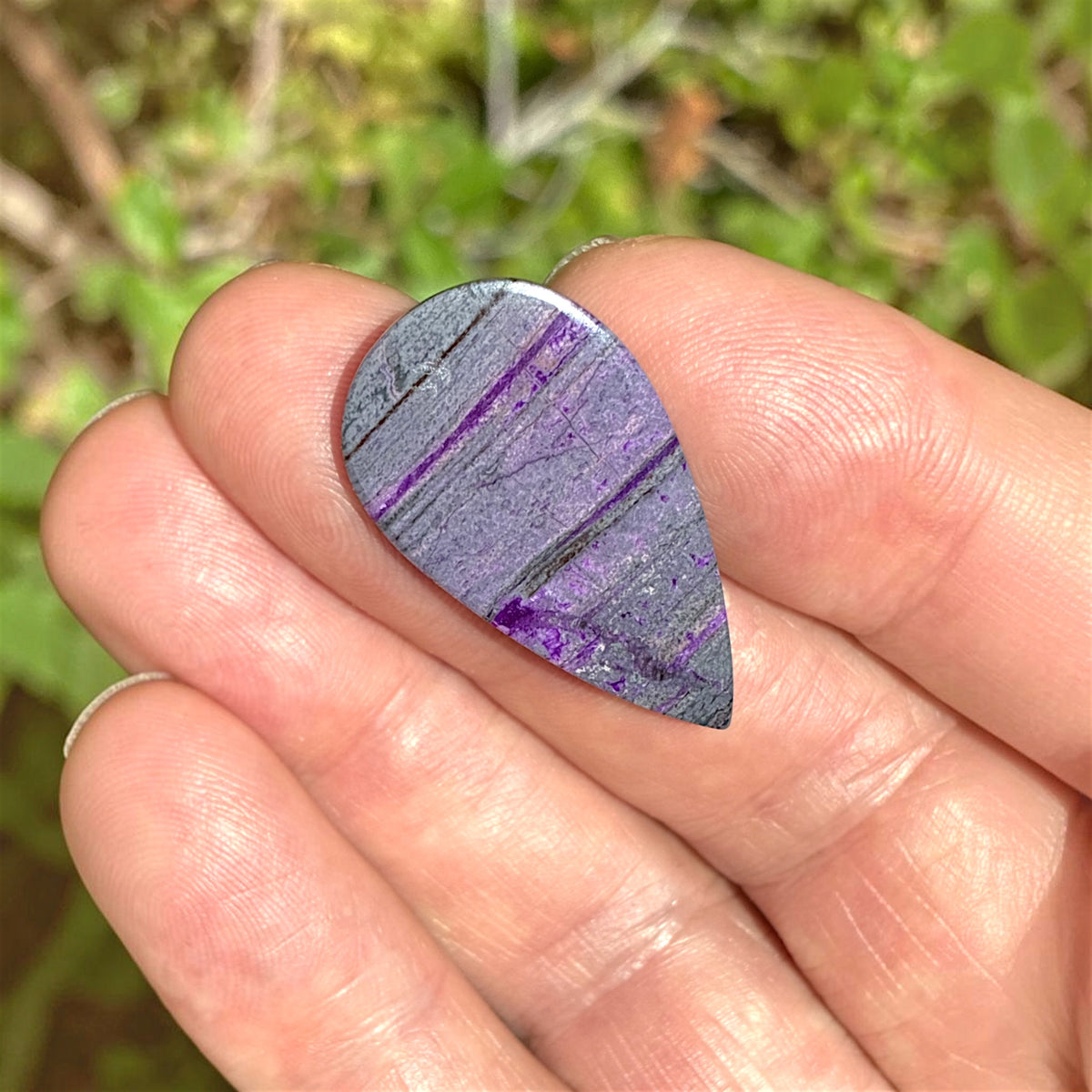 Sugilite Cabochon - South Africa, 3.9g
