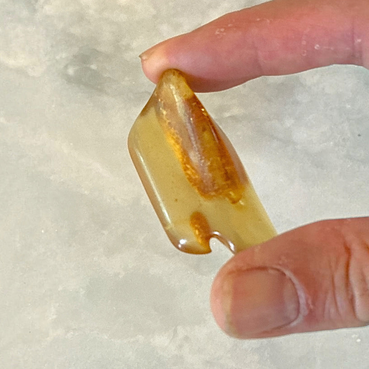 Amber Freeform - Colombia, 9.8g