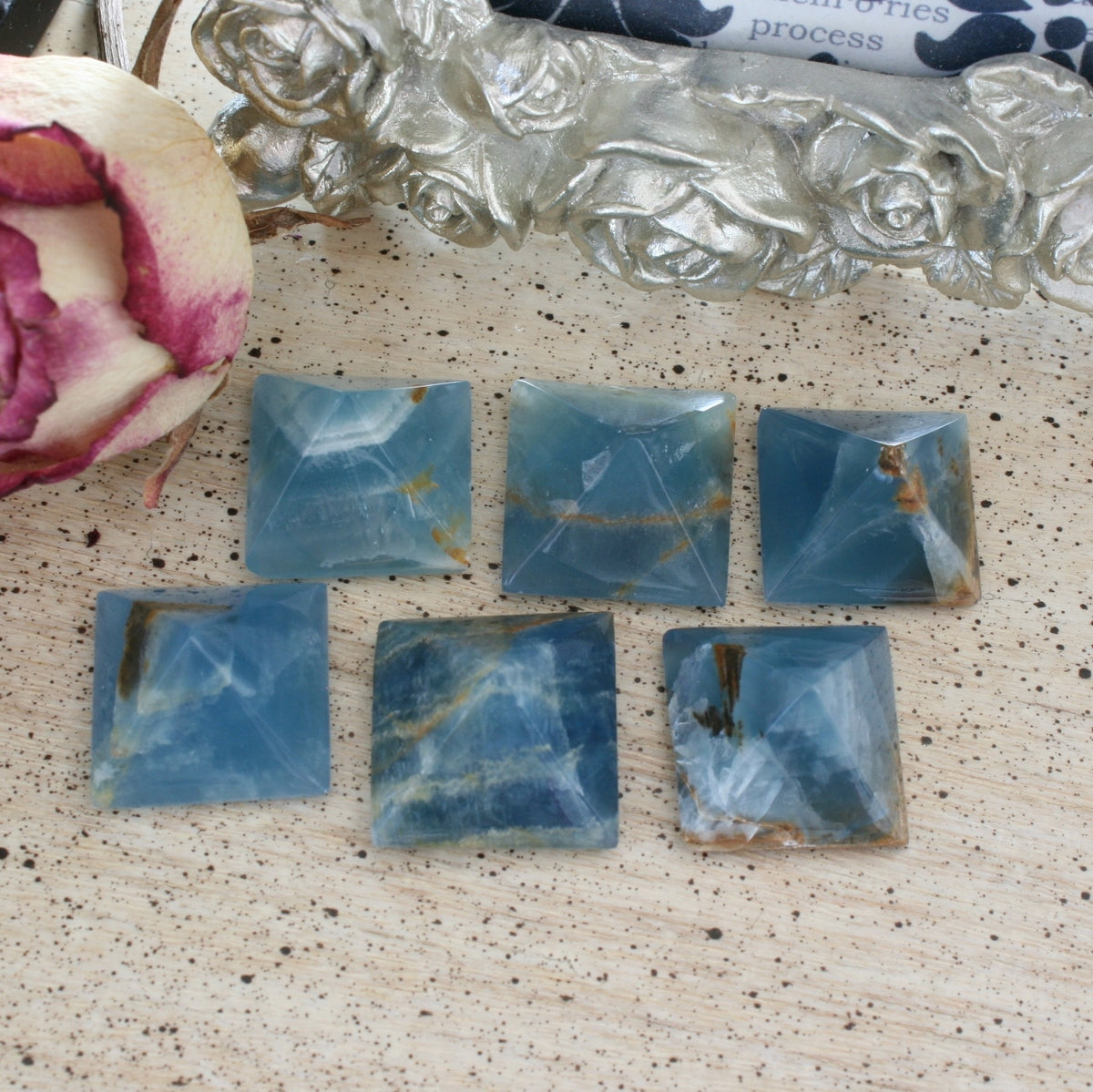 Blue Calcite / Blue Onyx Pyramid from Argentina, also called Lemurian Aquatine Calcite, SMPY1