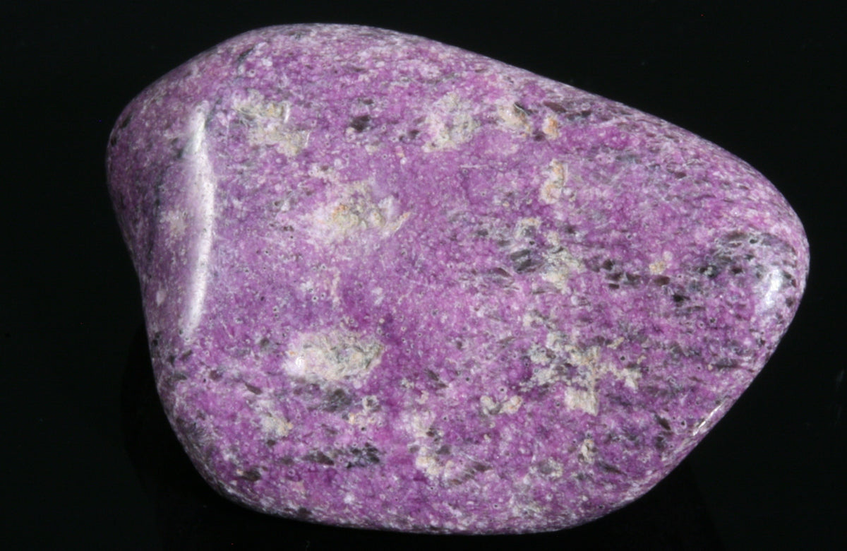 Stichtite Tumbled 1.25&quot; x .94&quot; x 0.62&quot;